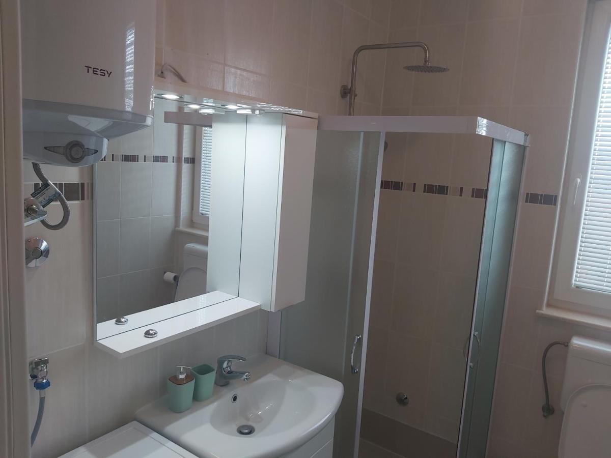 Apartment Adrijana 诺瓦利娅 外观 照片